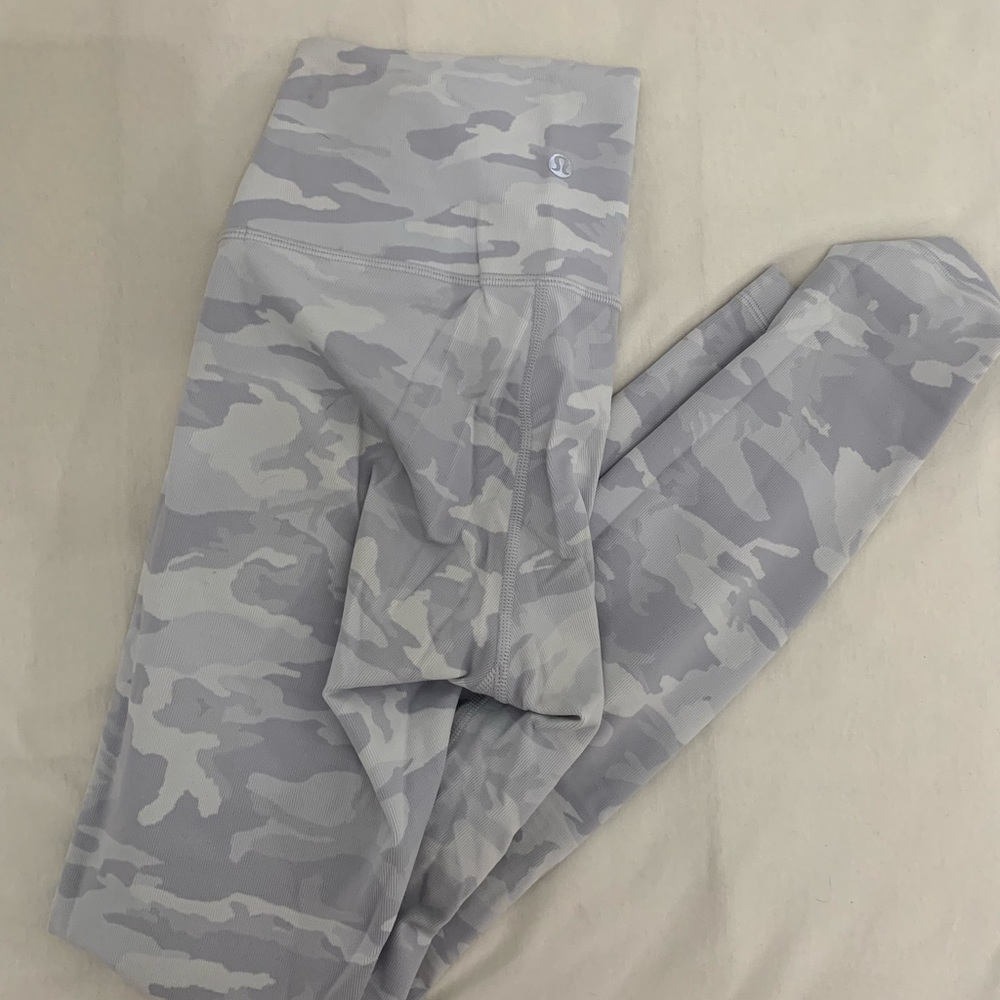 Lululemon tights